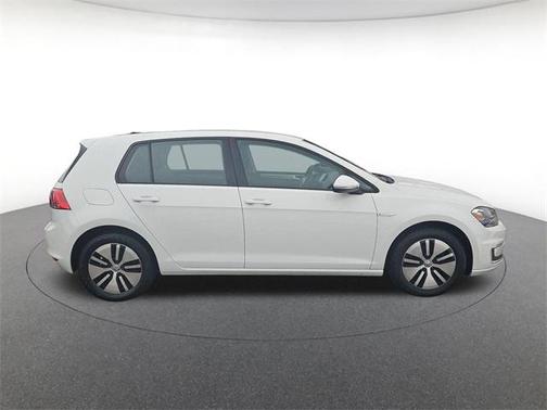 2016 Volkswagen e-Golf SEL Premium