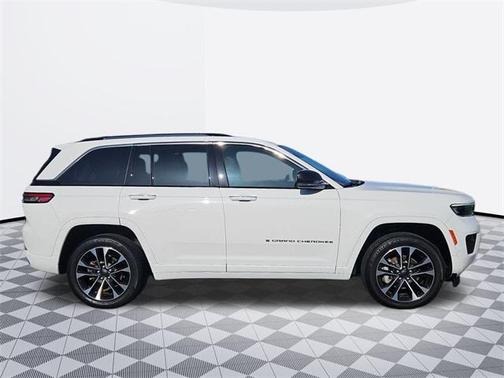2023 Jeep Grand Cherokee Overland