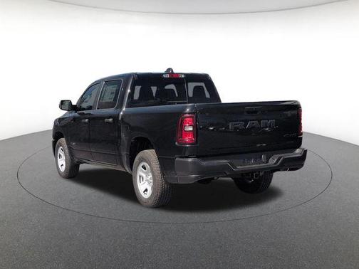 Diamond Black Crystal Pearlcoat 2026 RAM 1500 Tradesman