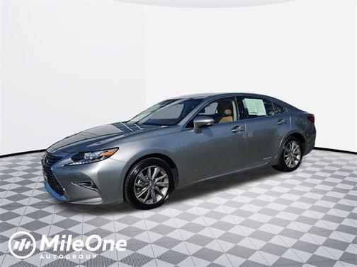 2016 Lexus ES 300h Base