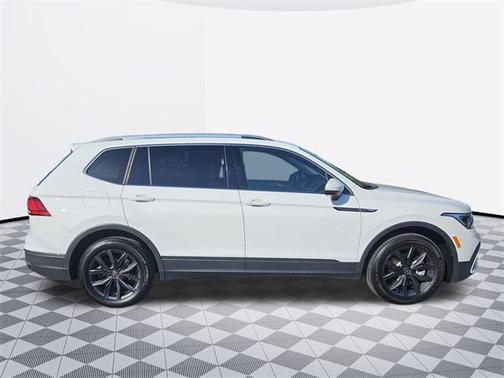 2024 Volkswagen Tiguan 2.0T SE 4MOTION