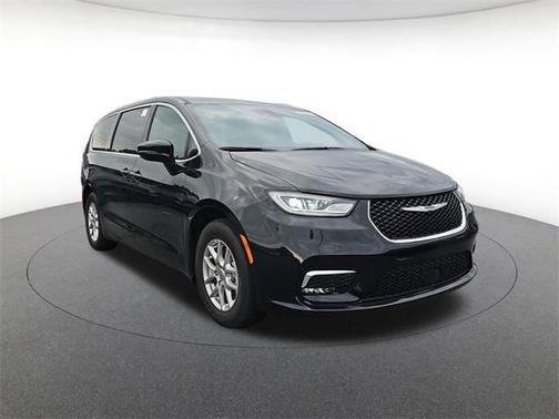 2025 Chrysler Pacifica L