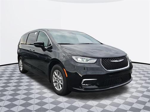 2025 Chrysler Pacifica L