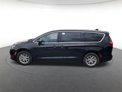 2025 Chrysler Pacifica L