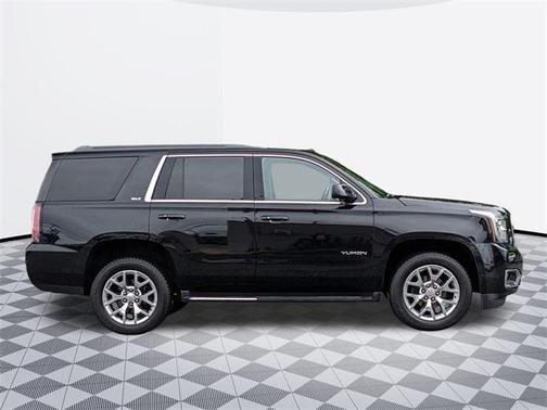 2017 GMC Yukon SLT