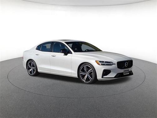 2021 Volvo S60 T5 R-Design