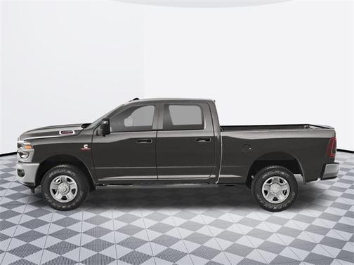 2025 RAM 2500 Tradesman Crew Cab 4x4 6'4' Box