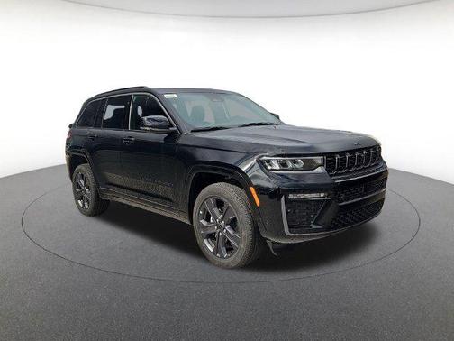 Black 2027 Jeep Grand Cherokee Limited