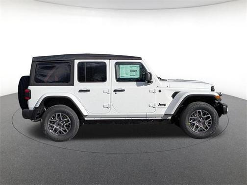 2026 Jeep Wrangler 4-Door Sahara 4x4