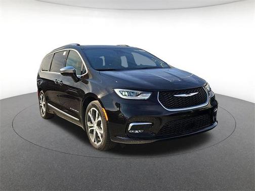 2026 Chrysler Pacifica L
