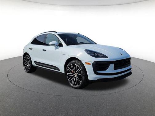 White 2024 Porsche Macan Macan