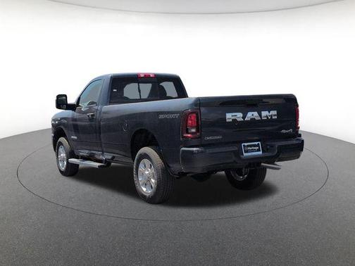 2026 RAM 2500 Big Horn Regular Cab 4x4 8' Box