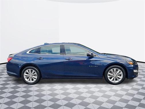 2022 Chevrolet Malibu FWD LT