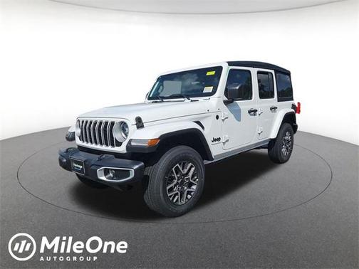 2025 Jeep Wrangler 4-Door Sahara 4x4