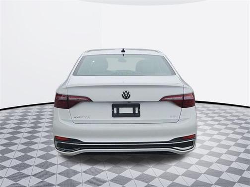 2024 Volkswagen Jetta 1.5T SEL