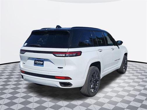 2025 Jeep Grand Cherokee Summit