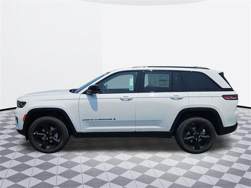 2025 Jeep Grand Cherokee Altitude