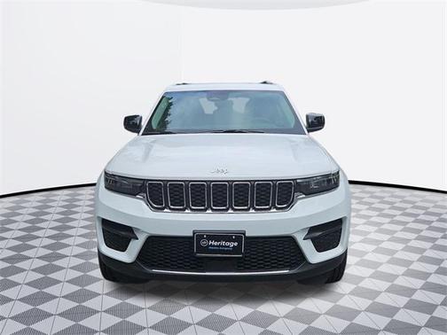 2023 Jeep Grand Cherokee Laredo
