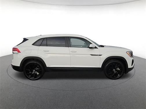 2025 Volkswagen Atlas Cross Sport 2.0T SE w/Technology 4MOTION