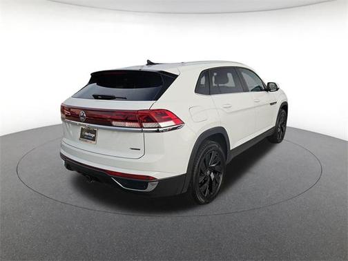 2025 Volkswagen Atlas Cross Sport 2.0T SE w/Technology 4MOTION