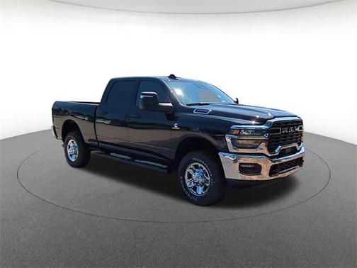 2025 RAM 2500 Tradesman Crew Cab 4x4 6'4' Box