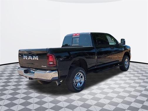 2025 RAM 2500 Tradesman Crew Cab 4x4 6'4' Box