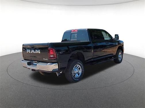 2025 RAM 2500 Tradesman Crew Cab 4x4 6'4' Box