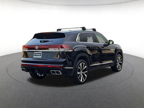 Deep Black 2024 Volkswagen Atlas Cross Sport 2.0T SEL Premium