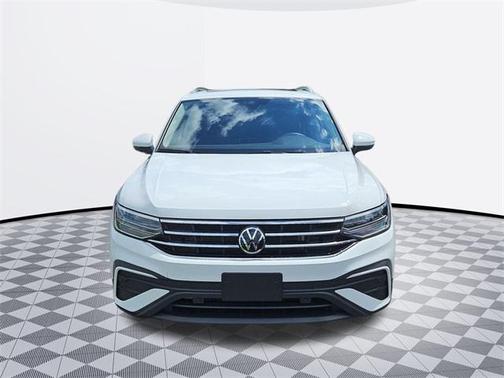 2024 Volkswagen Tiguan 2.0T SE 4MOTION