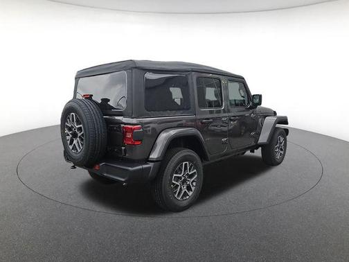 Crystal Metallic 2025 Jeep Wrangler 4-Door Sahara 4x4