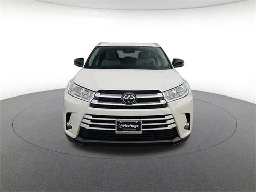 2017 Toyota Highlander SE