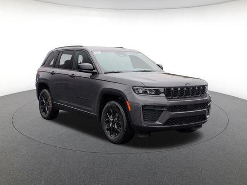 Gray Metallic 2026 Jeep Grand Cherokee Altitude