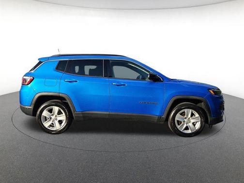 Laser Blue Pearlcoat 2022 Jeep Compass Latitude