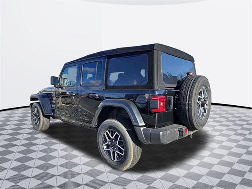 2024 Jeep Wrangler 4-Door Sahara 4x4