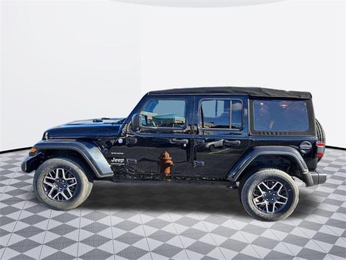 2024 Jeep Wrangler 4-Door Sahara 4x4