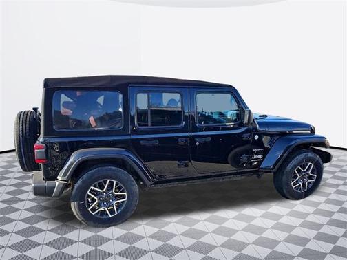 2024 Jeep Wrangler 4-Door Sahara 4x4