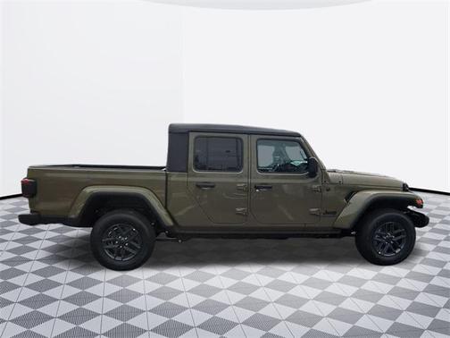 2025 Jeep Gladiator Sport S