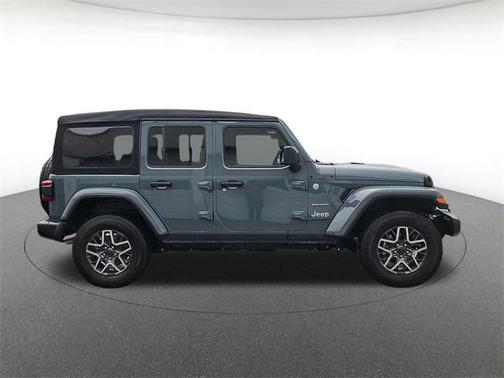 2024 Jeep Wrangler 4-Door Sahara 4x4