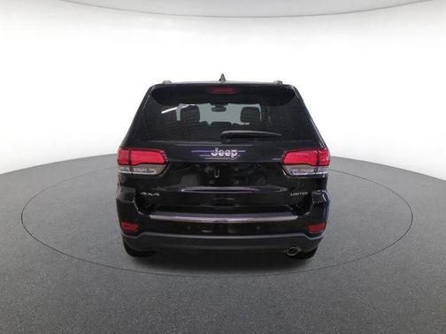Diamond Black Crystal Pearlcoat 2021 Jeep Grand Cherokee Limited
