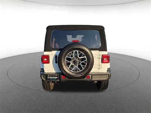 2024 Jeep Wrangler 4-Door Sahara 4x4