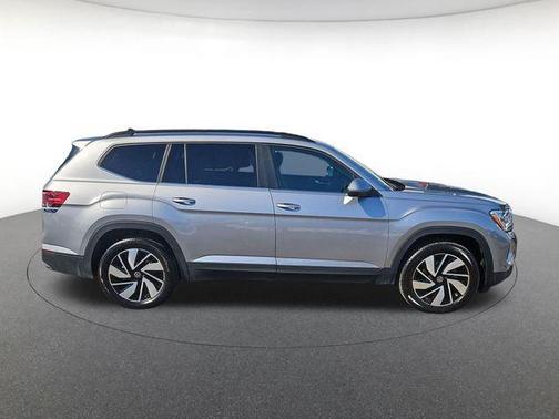 2025 Volkswagen Atlas 2.0T SE w/Technology 4MOTION