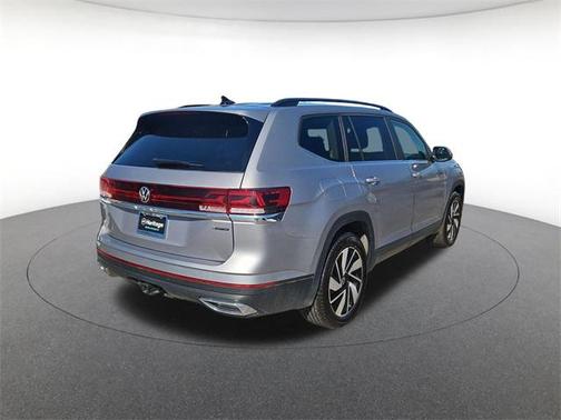 2025 Volkswagen Atlas 2.0T SE w/Technology 4MOTION