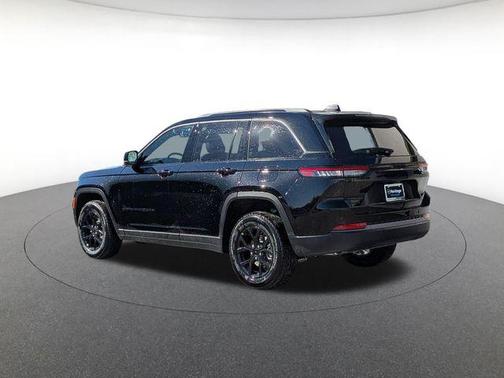 2026 Jeep Grand Cherokee Altitude