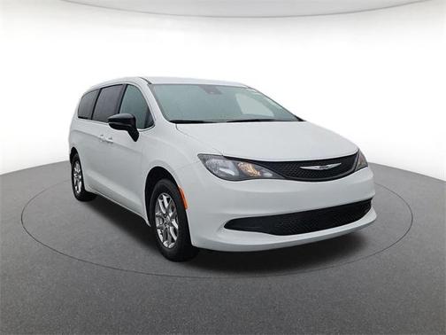 2026 Chrysler Voyager LX