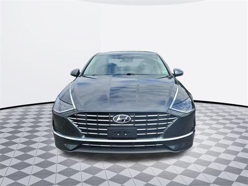 2023 Hyundai SONATA Hybrid Base