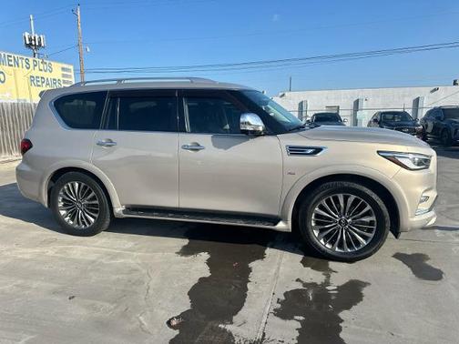 2020 INFINITI QX80 LUXE