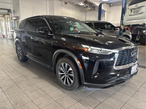 2023 INFINITI QX60 PURE
