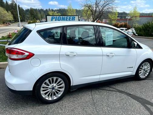 2017 Ford C-Max Hybrid SE