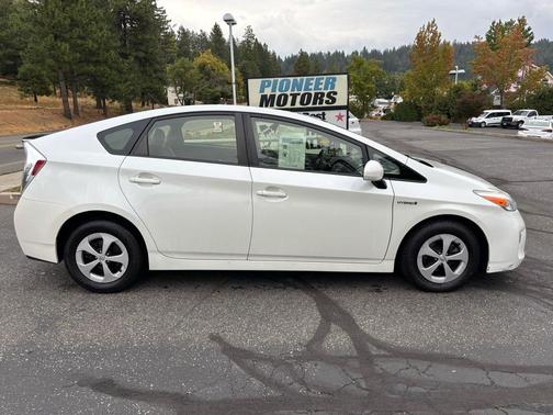 2015 Toyota Prius Two