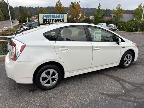 2015 Toyota Prius Two